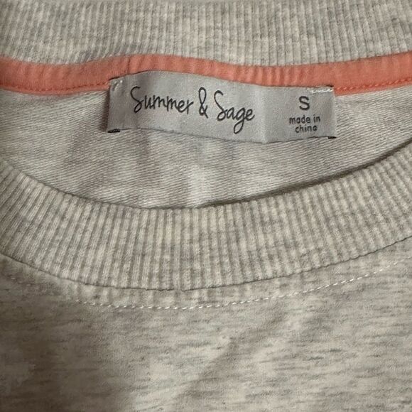 Summer & Sage Woman's Sweater size Small. - Picture 15 of 16